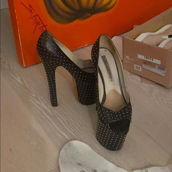Brian Atwood giant platform studded heels - Picture 2 of 4
